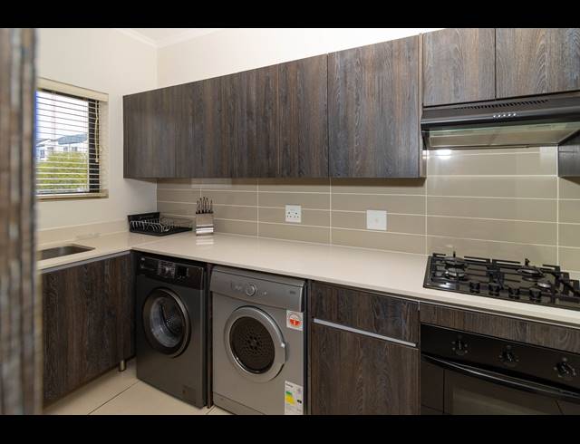 3 BEDROOM APARTMENT TO LET IN DE VELDE